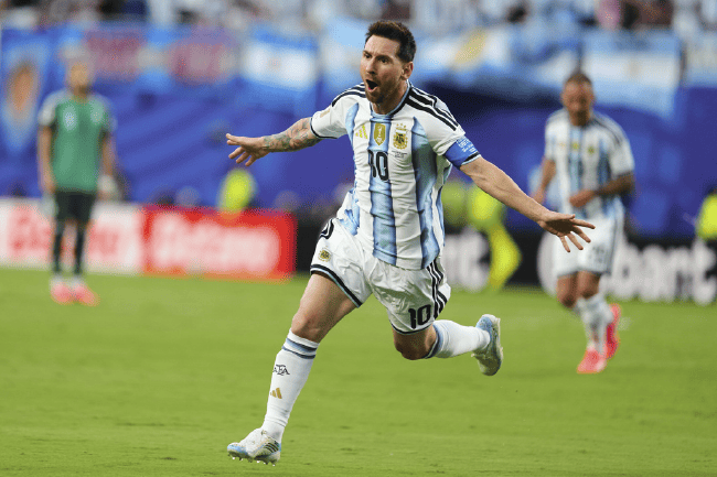 Lionel Messi im WM-Finale 2026 zwischen Argentinien und Spanien im MetLife Stadium
